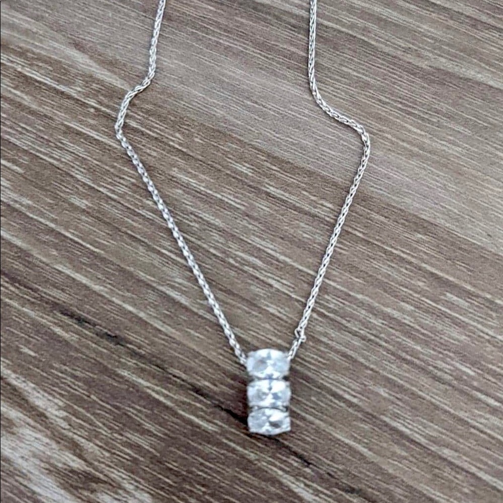 Sterling silver cubic zirconia pendant
